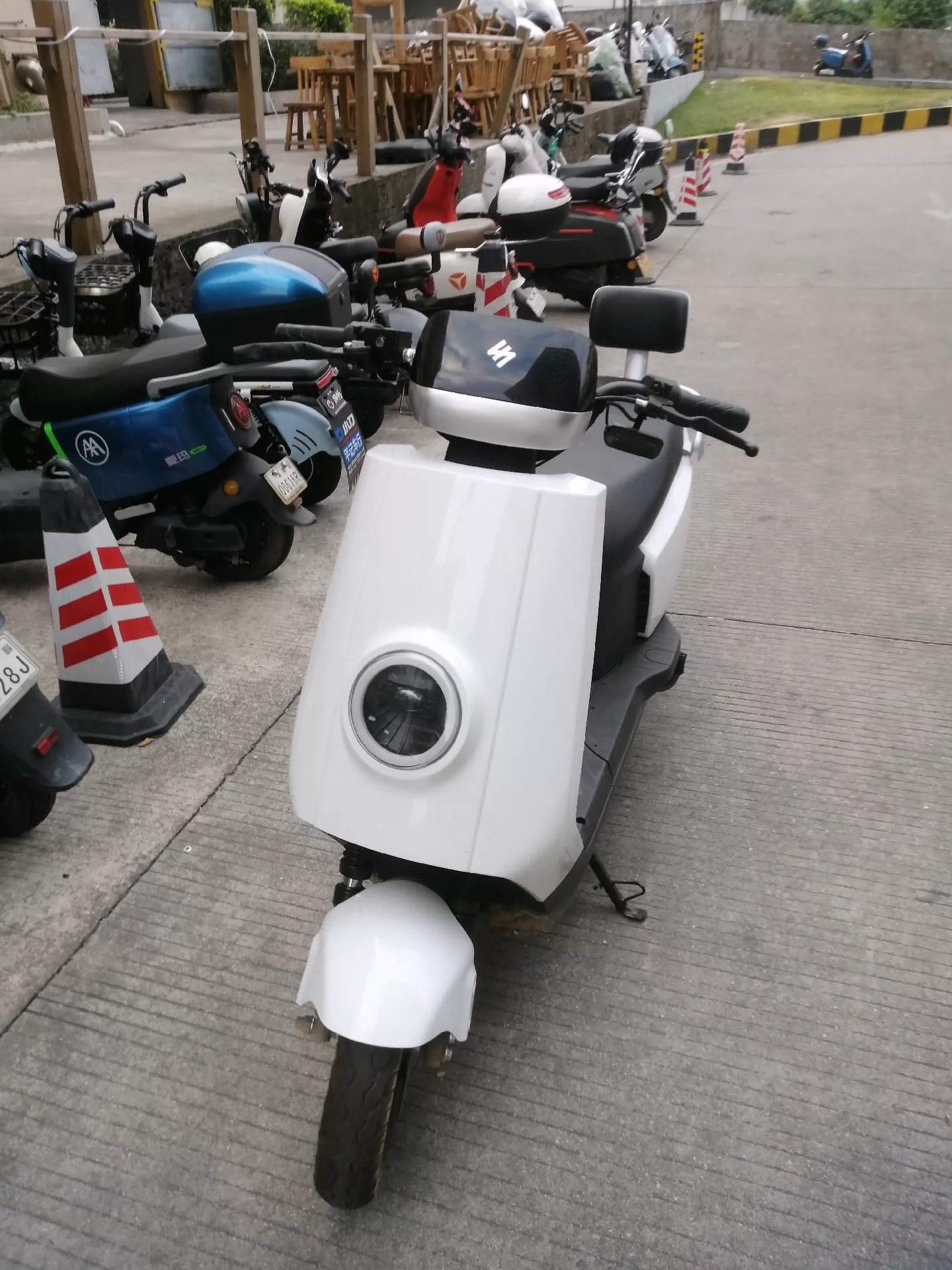 个人闲置，捡漏了，急出雅迪同款电动车，新国标。 标价是置